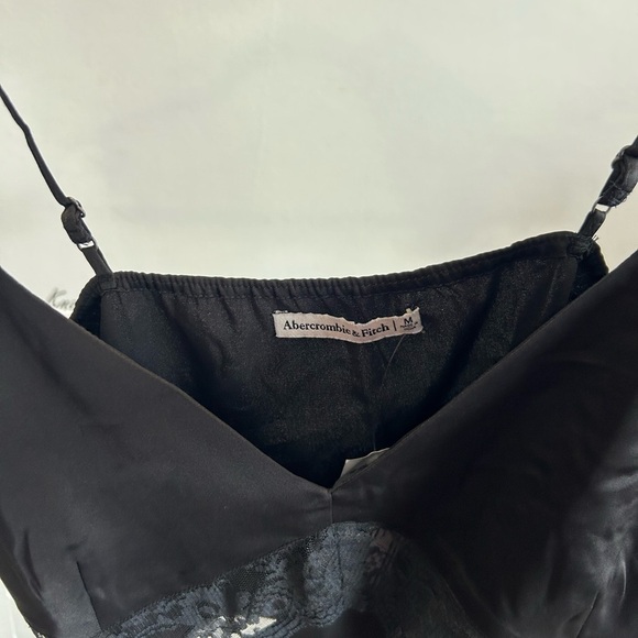 Abercrombie & Fitch Black satin Lace Trim Top M NWT - Picture 2 of 3